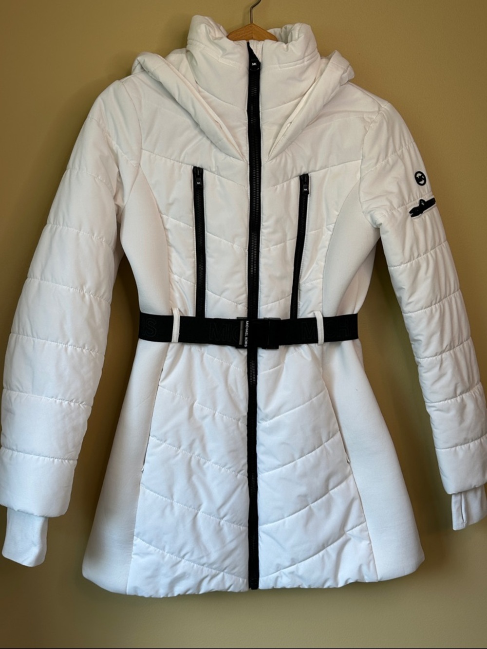 Michael Kors White Quilted Belted Puffer Jacket with Black Trim Size P/S